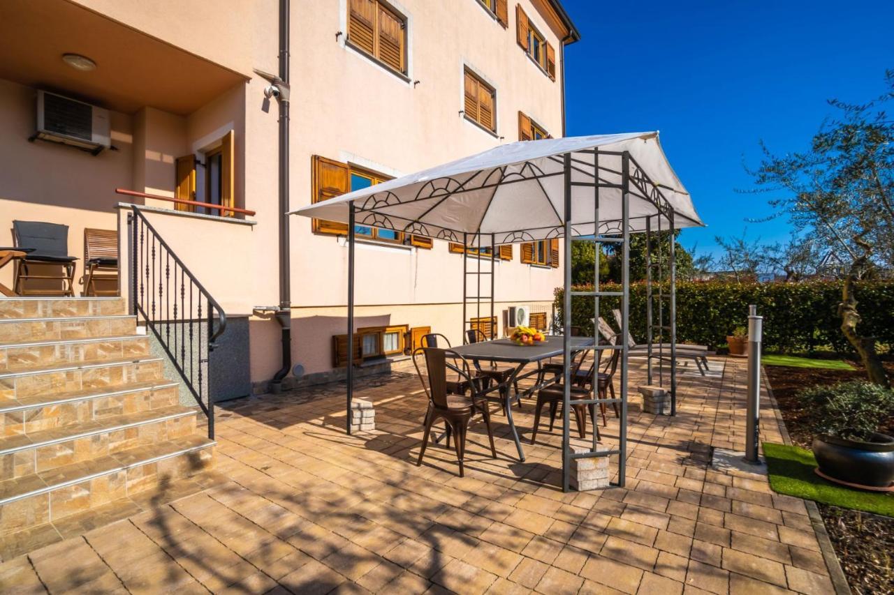 Moreri Garden Novigrad Istria Esterno foto